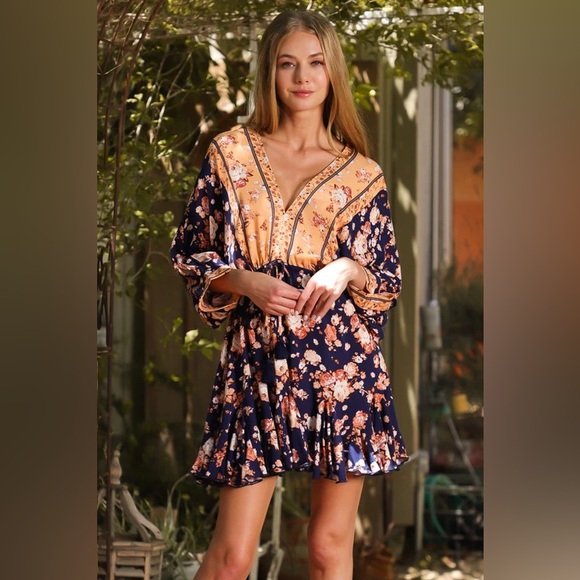 Aakaa Floral Dolman Sleeve Tie Front Waist Border Print Dress Size M - Picture 1 of 9